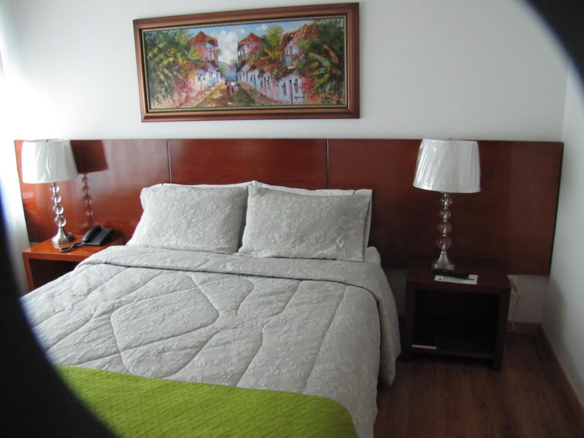 Hotel Casa Mahanaim Colferias, בוגוטה מראה חיצוני תמונה
